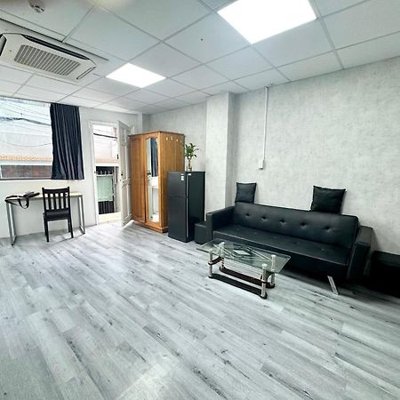 Dlux Bach Dang Aparthotel Bandar Ho Chi Minh Luaran gambar
