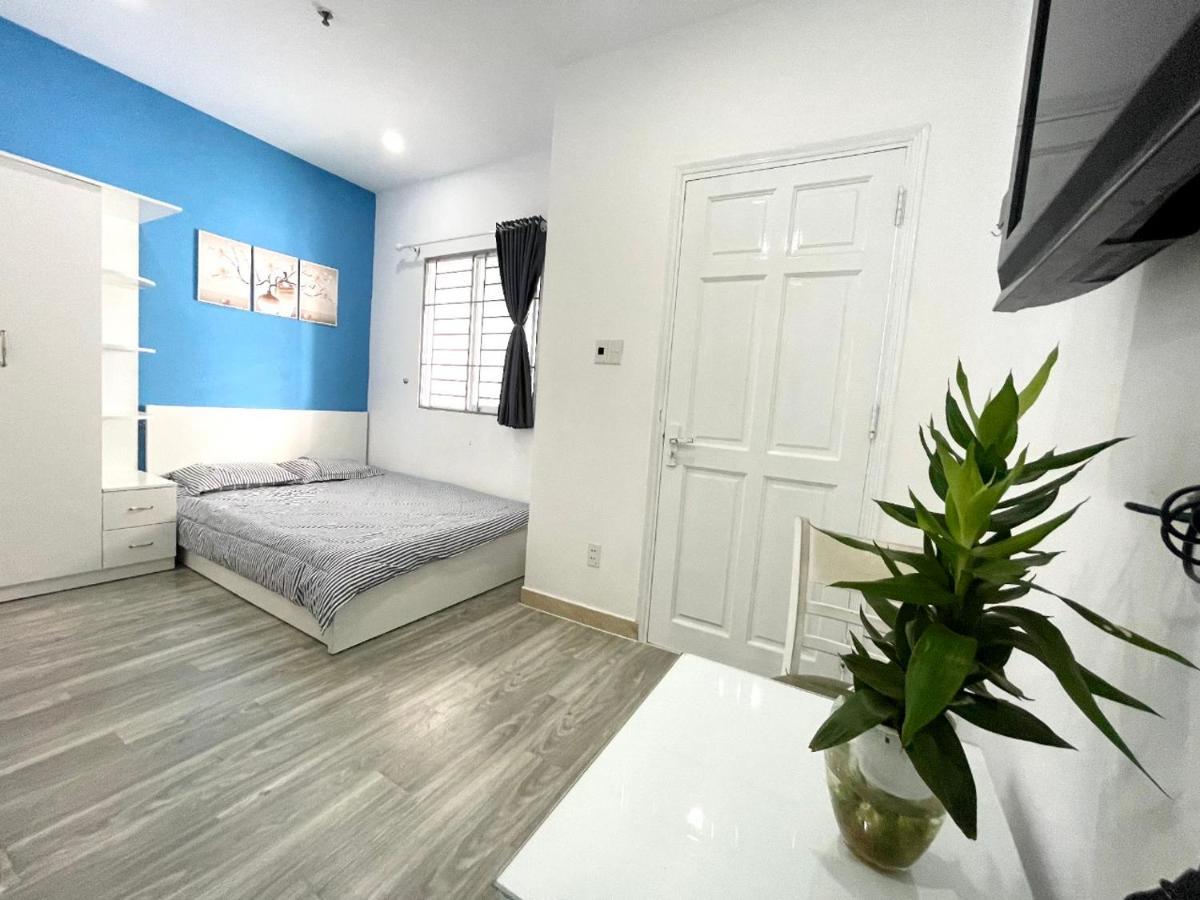Dlux Bach Dang Aparthotel Bandar Ho Chi Minh Luaran gambar