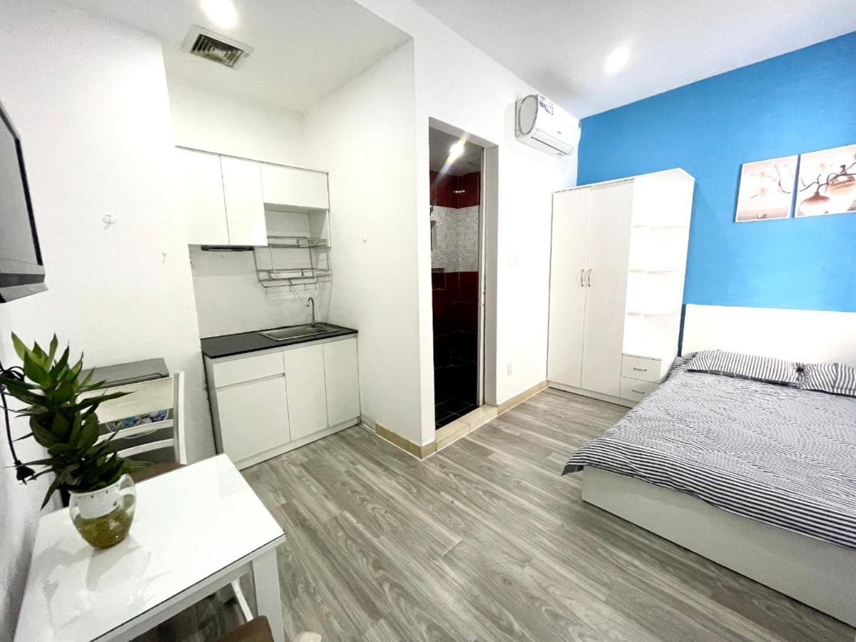 Dlux Bach Dang Aparthotel Bandar Ho Chi Minh Luaran gambar