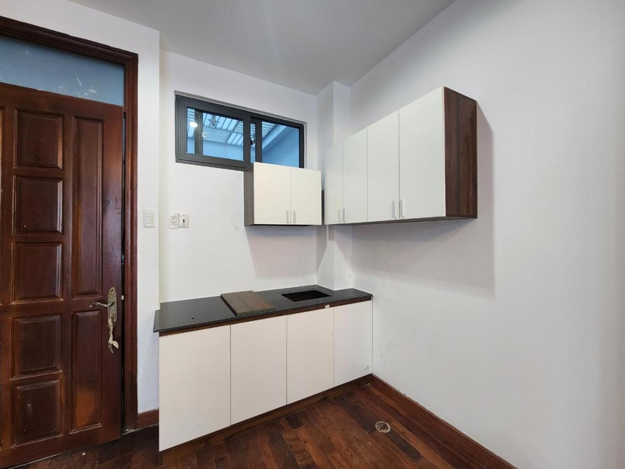 Dlux Bach Dang Aparthotel Bandar Ho Chi Minh Luaran gambar