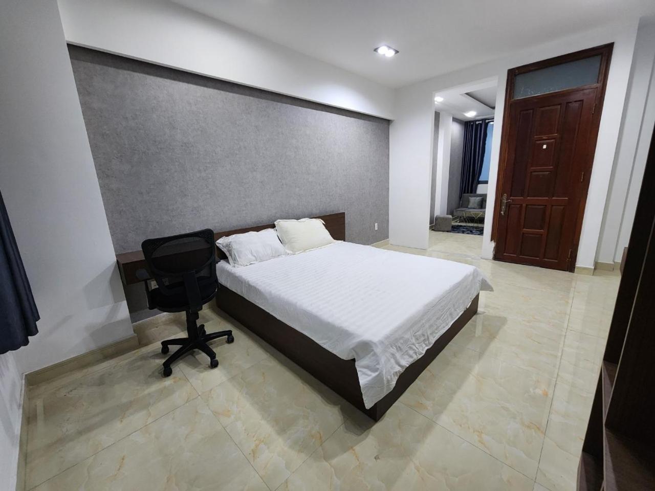 Dlux Bach Dang Aparthotel Bandar Ho Chi Minh Luaran gambar