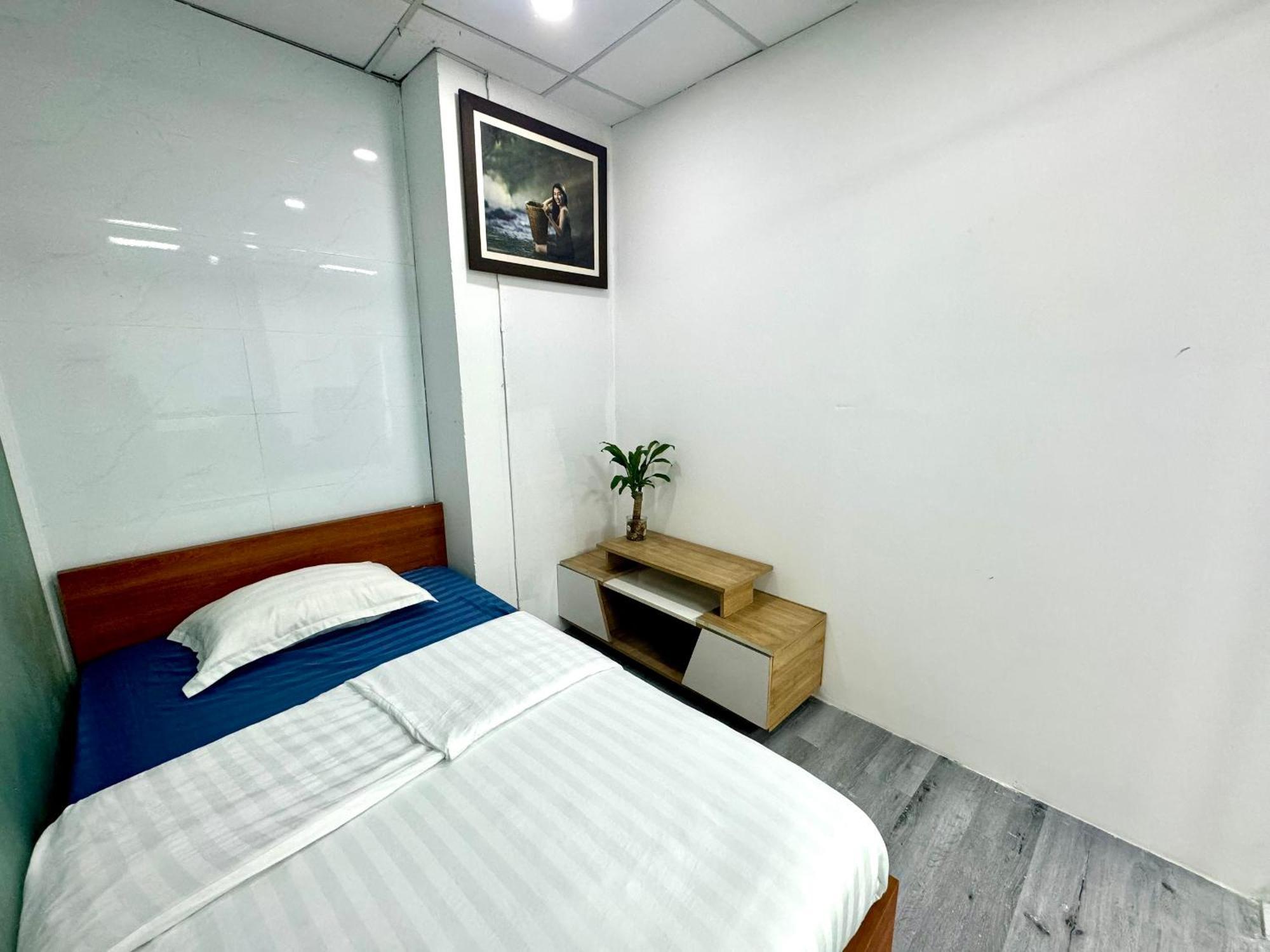 Dlux Bach Dang Aparthotel Bandar Ho Chi Minh Luaran gambar
